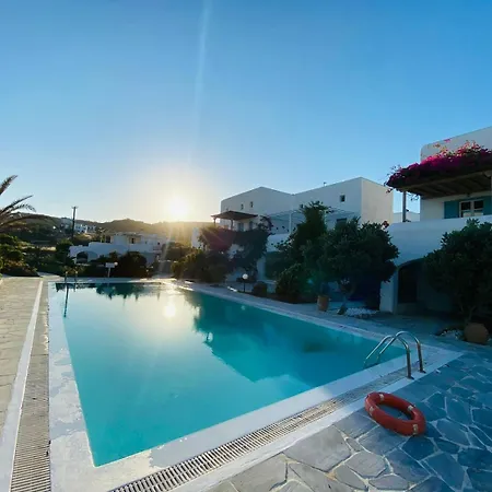 Mykonian Style W Shared Pool Houses & Nighttime Security Guard Ornos  Exterior photo