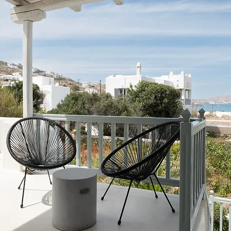 Mykonian Style W Shared Pool Houses & Nighttime Security Guard Ornos  Room photo