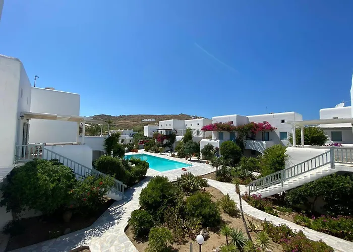 Mykonian Style Pool House 2