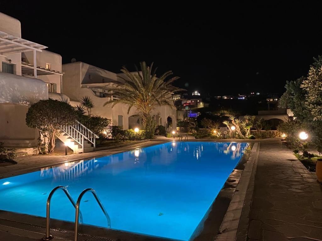Mykonian Style Pool House 2 *