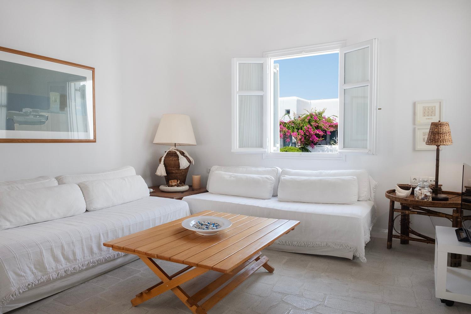 Mykonian Style Pool House 2 Ornos (Mykonos)